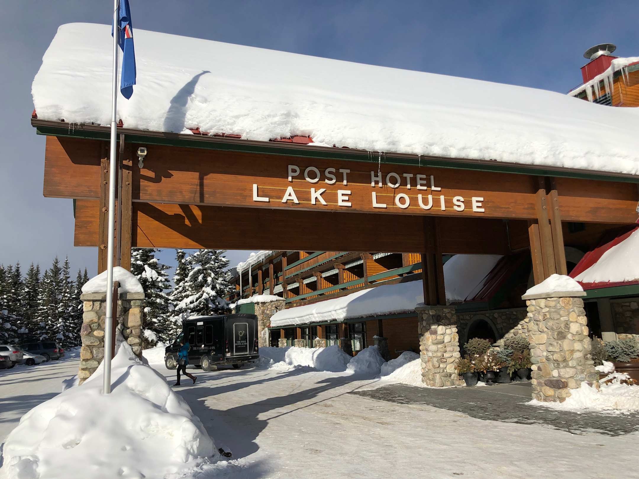 Lake Louise Luxury Resort